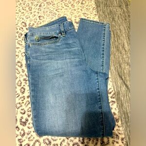 Yummie straight leg jeans